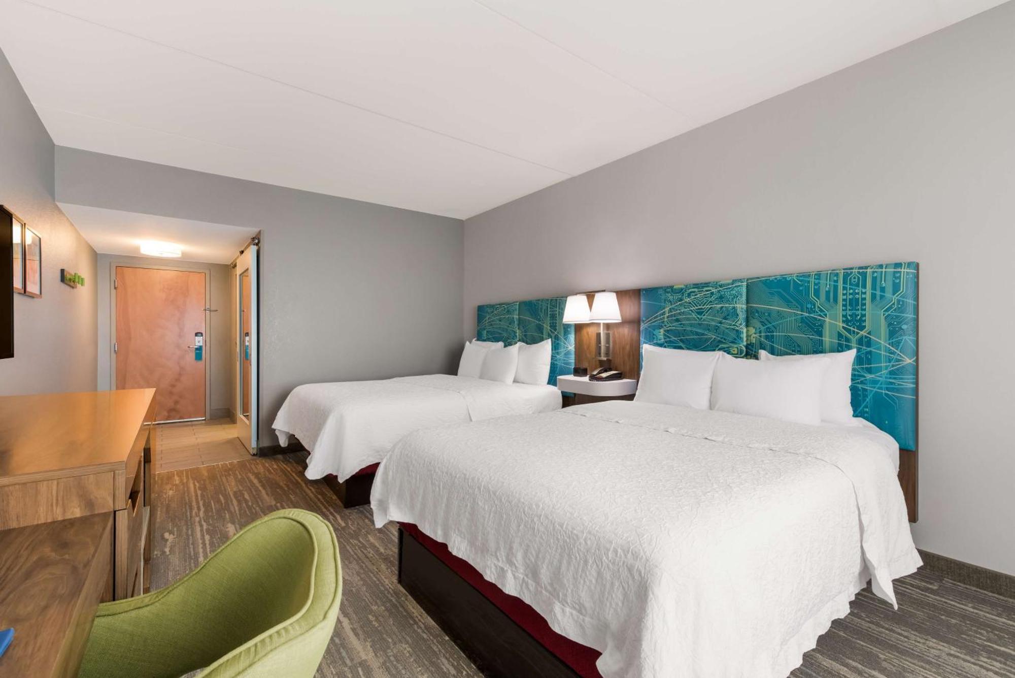 Hampton Inn & Suites Charlotte-Airport Exterior foto
