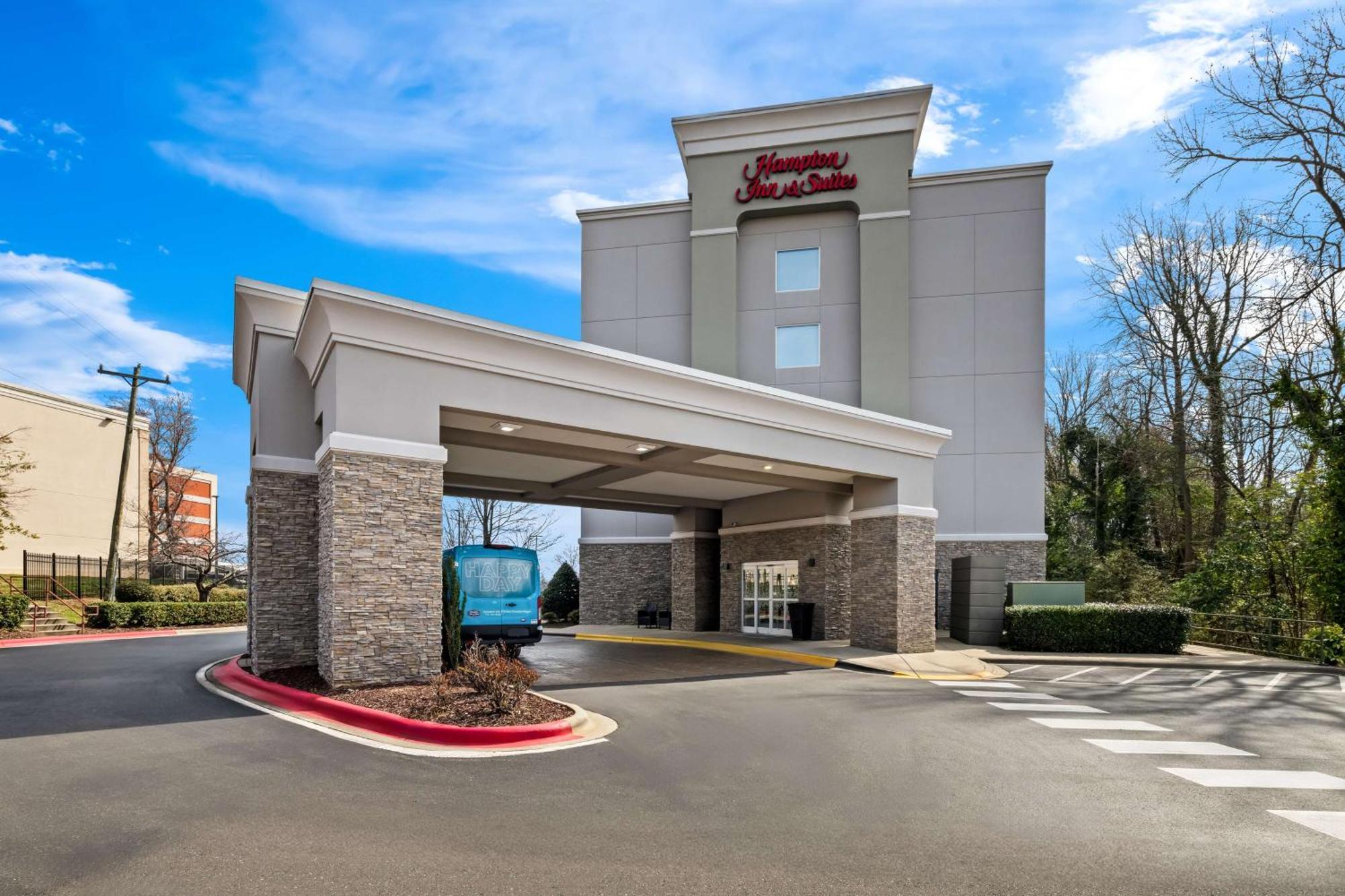 Hampton Inn & Suites Charlotte-Airport Exterior foto